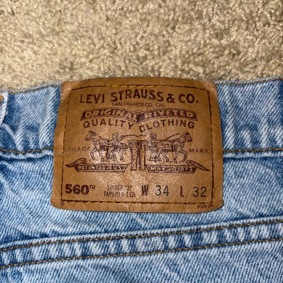 Vintage Levi's 560 Jeans W34 L32‎ Light Wash Loose Fit Tapered Leg orange tab - Picture 9 of 11